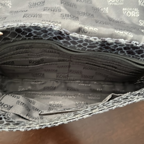 Michael Kors snake print bag - Picture 6 of 8